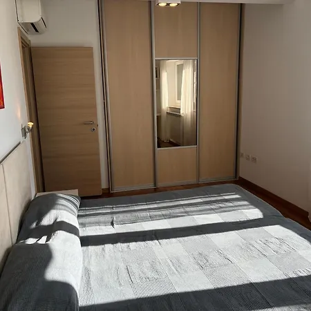 House Mia