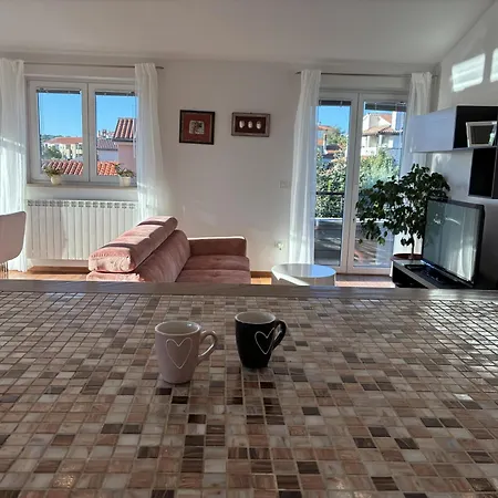 Apartament House Mia Ližnjan