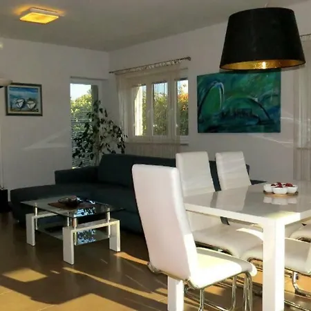 House Mia Liznjan