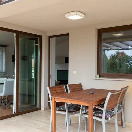 House Mia Liznjan