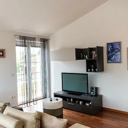 House Mia Apartment