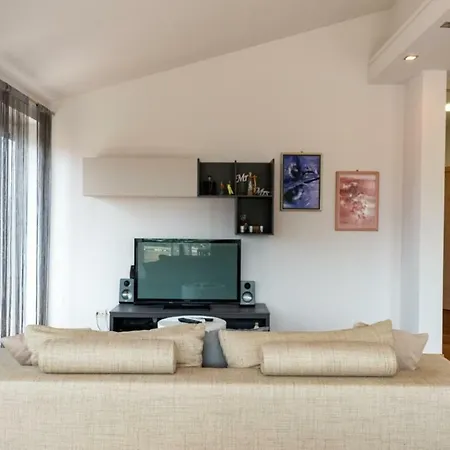 House Mia Apartment Liznjan